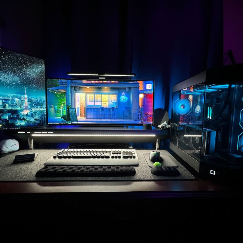 Episode 023 - Tech-Savvy Engineer's Sleek and Functional Desk Setup in California - Hexcal