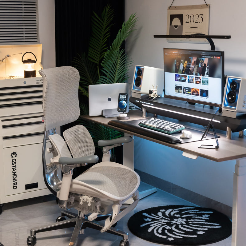 Episode 001 - Freelancing Video Editor Home Office in Guangzhou, China - Hexcal