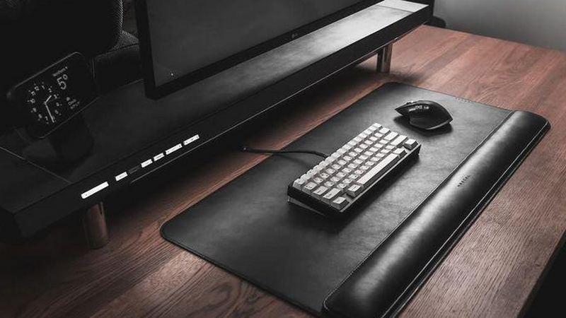 Hexcal desk mat bundle