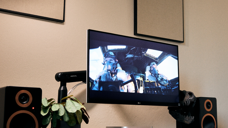 How to Mount a Monitor Without Drilling Holes: A Comprehensive Guide - Hexcal