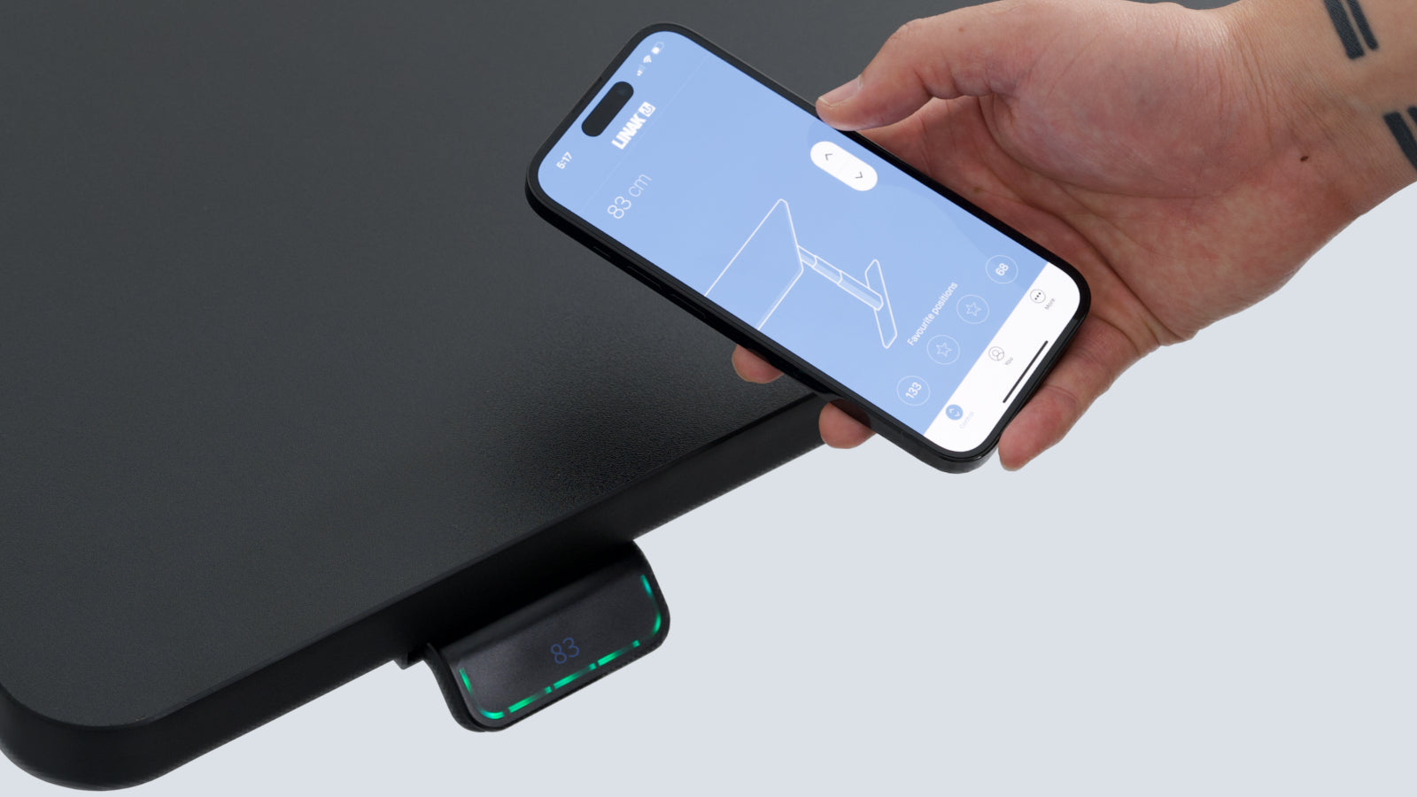 The Sit-stand desk uses Linak Desk Controller APP for bluetooth remote control.