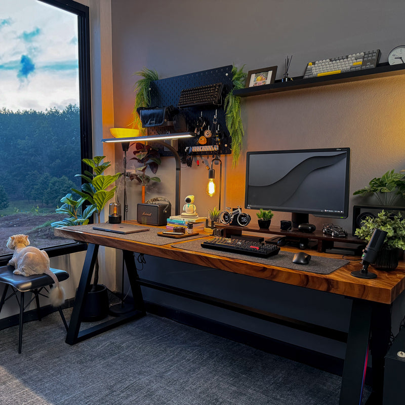 Episode 036 - Digital Serenity: Sataporn Thongbai’s Green-Themed Workspace - Hexcal