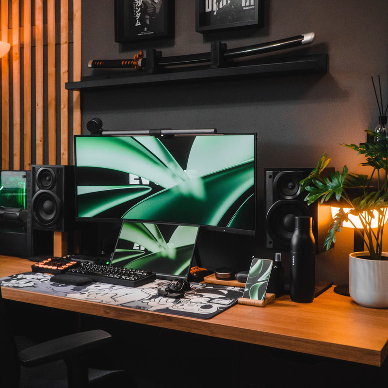 Episode 021 - An Elegant and Functional Workspace from Italy - Hexcal