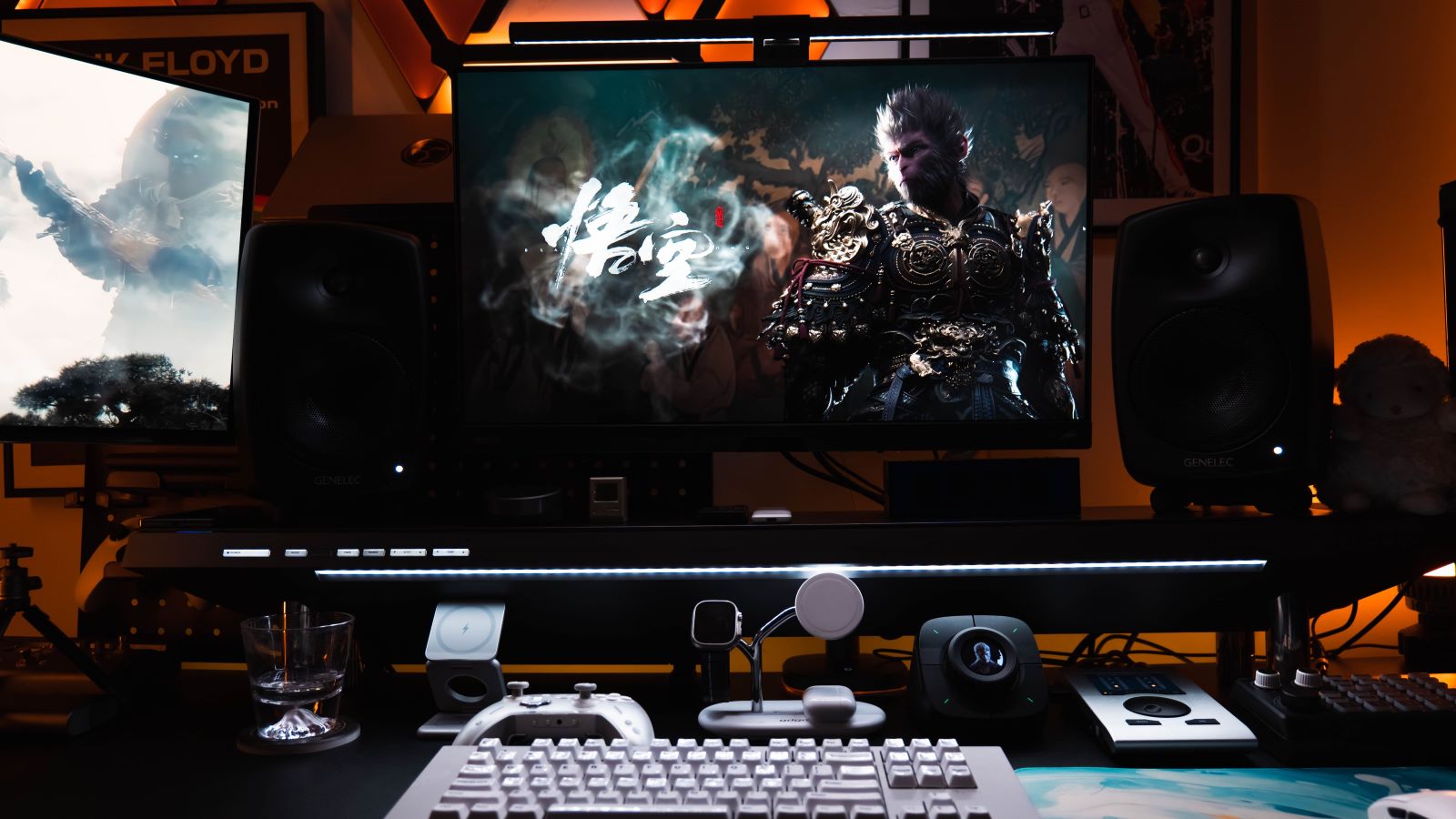 Battlestation desk setup provided by a gamer featuring a premium monitor stand.